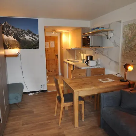 Proche Télécabine Avec Parking Et Wifi à - Fr-1-517-59 Appartamento